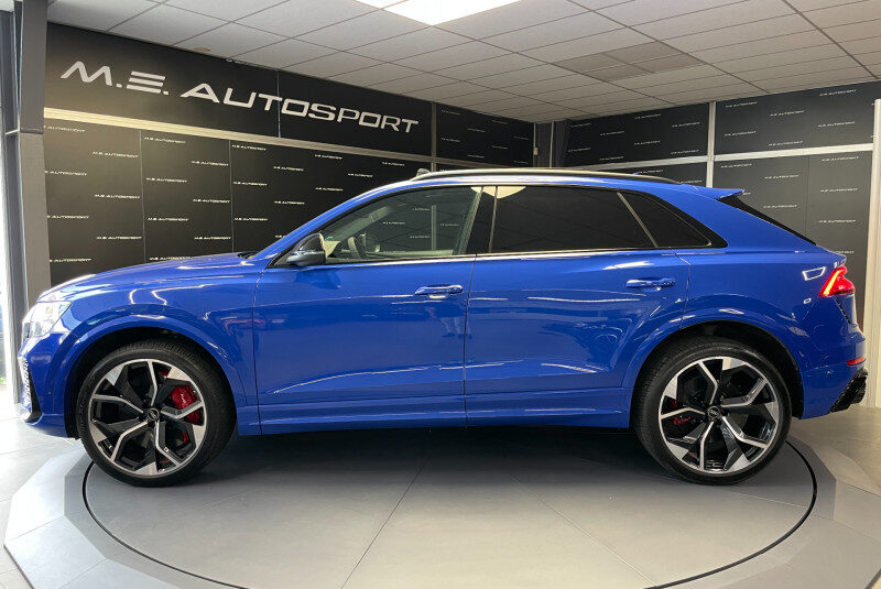 AUDI RS Q8