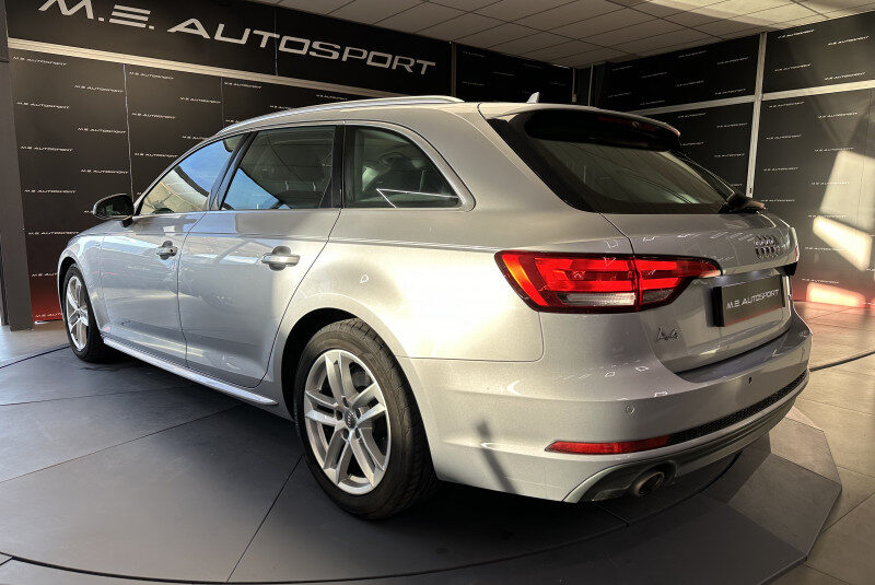 AUDI A4 AVANT