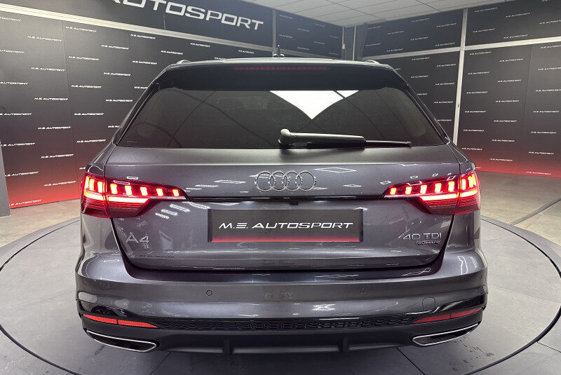 AUDI A4 AVANT