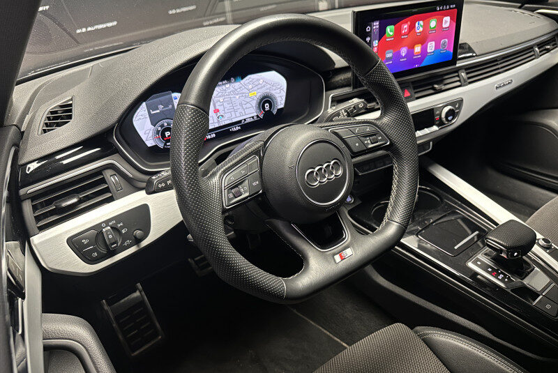 AUDI A4 AVANT