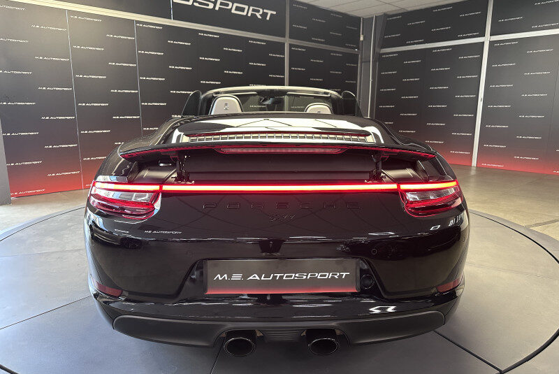 PORSCHE 911 CABRIOLET