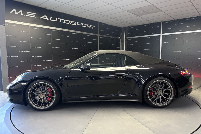 PORSCHE 911 CABRIOLET